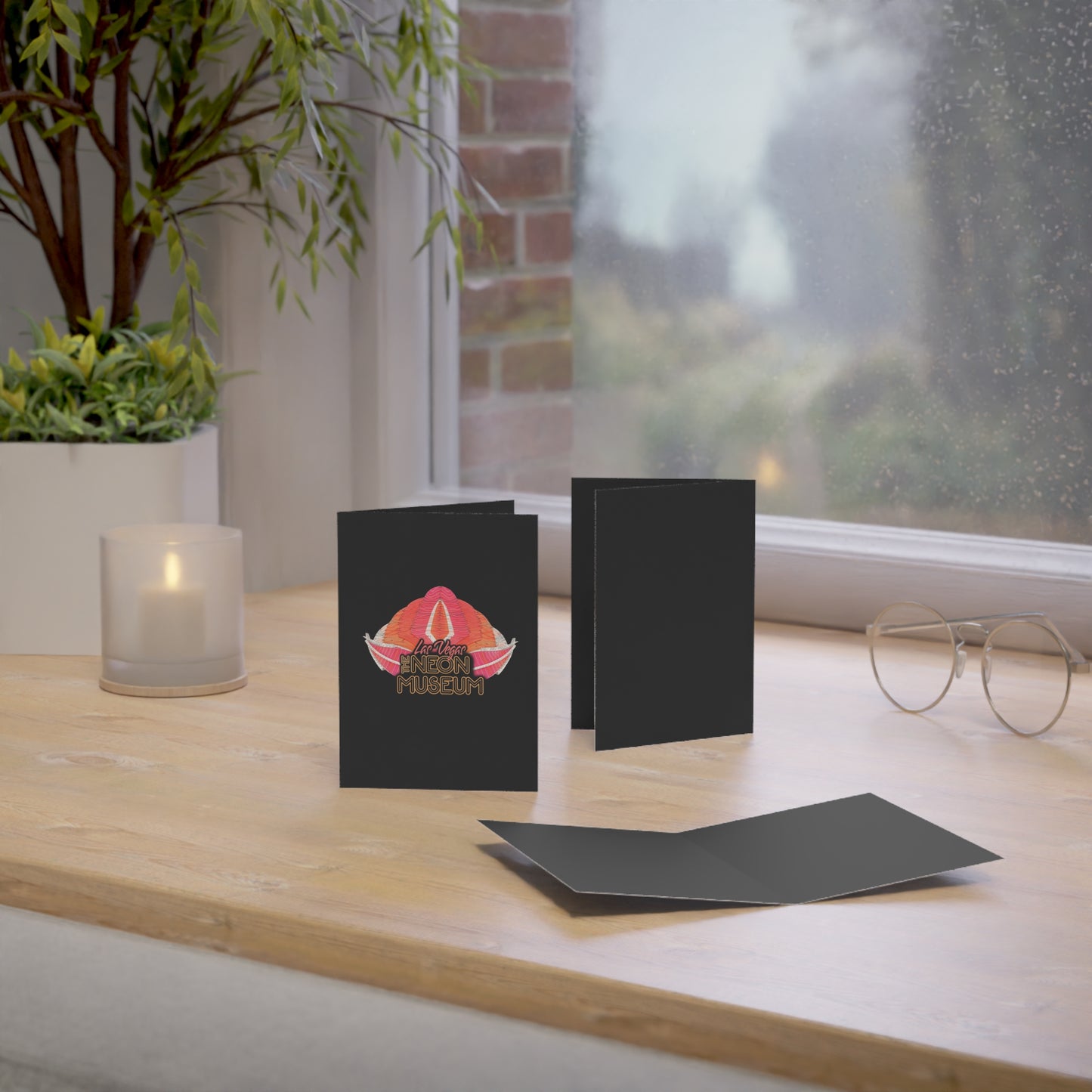 Neon Museum Flamingo Greeting Card (1 pc)